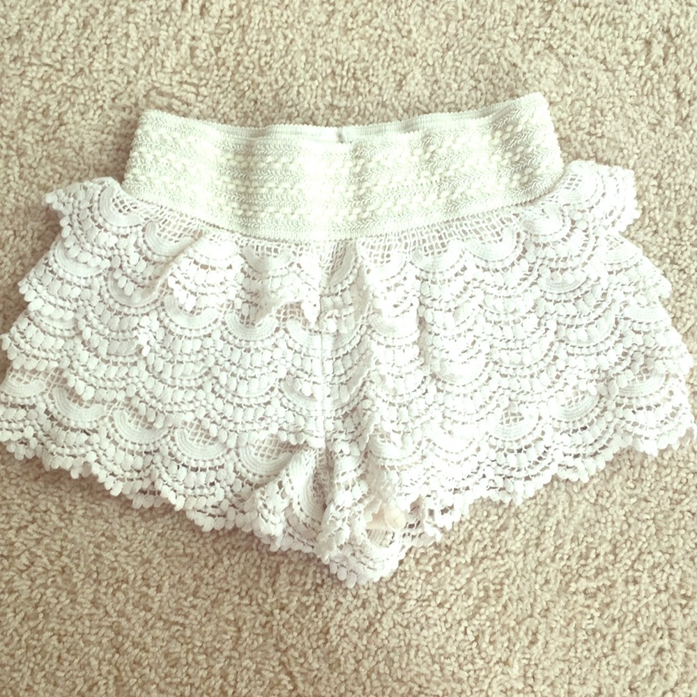 Cream shorts